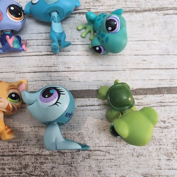Lot of 13 LPS Littlest Pet Shop Animal Figures - Picture 6 of 8